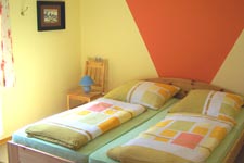 In jedem Schlafzimmer werden Sie von der aufgehenden Sonne geweckt.